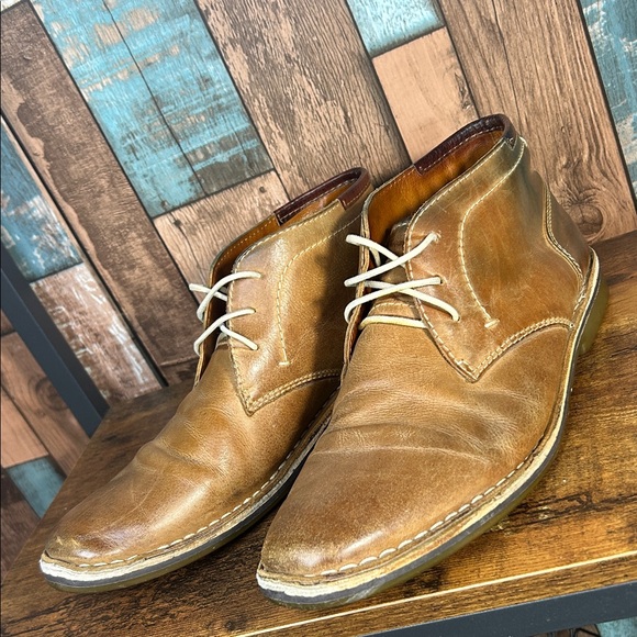 Steve Madden Classic Brown Leather Men\'s Chukka Boots